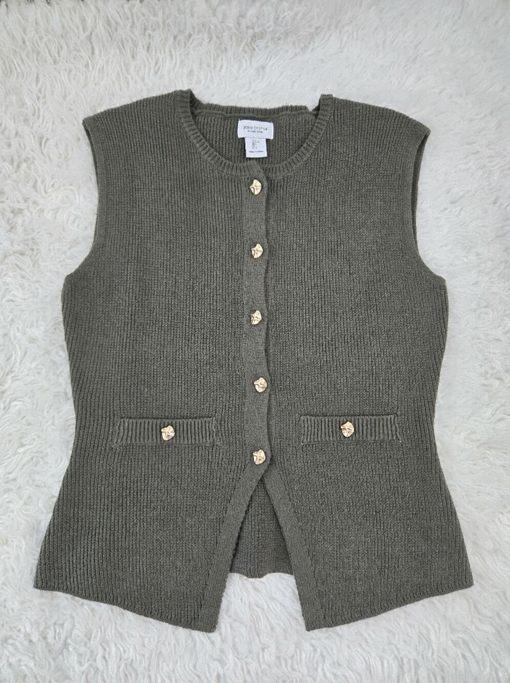 SONG OF STYLE BY AIMEE SONG Dusty Olive Green Knit Sweater Vest. Size Large.